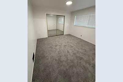 7565 Hillmont Drive, Oakland, CA 94605 - Photo 30