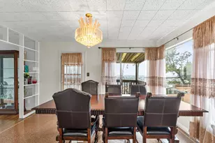 7565 Hillmont Dr, Oakland, CA 94605 - Photo 12