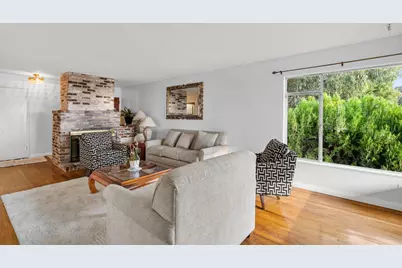 7565 Hillmont Drive, Oakland, CA 94605 - Photo 36