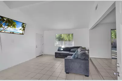 2926 Garrison Court, Stockton, CA 95207 - Photo 6