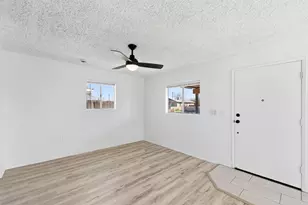 216 Decatur St, Bakersfield, CA 93308 - Photo 8