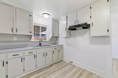 216 Decatur Street, Bakersfield, CA 93308 - Photo 22