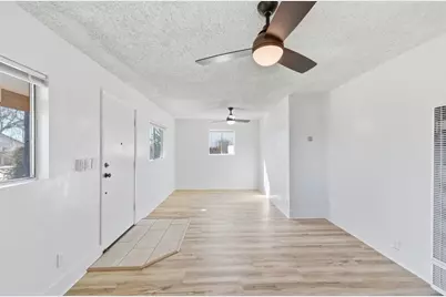 216 Decatur Street, Bakersfield, CA 93308 - Photo 10