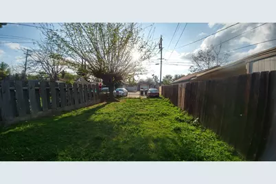 241 Bodem Street, Modesto, CA 95350 - Photo 6