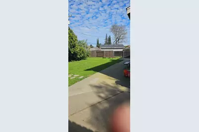 1525 Tiverton Avenue, Sacramento, CA 95822 - Photo 18