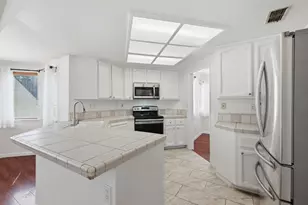 9004 Crofton Ct, Sacramento, CA 95829 - Photo 10