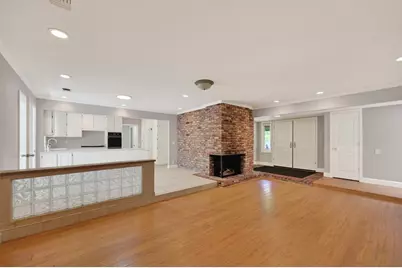 6730 Lakeview Drive, Carmichael, CA 95608 - Photo 18