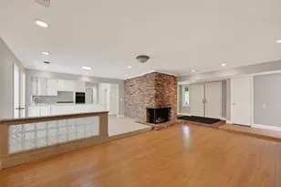 6730 Lakeview Dr, Carmichael, CA 95608 - Photo 18