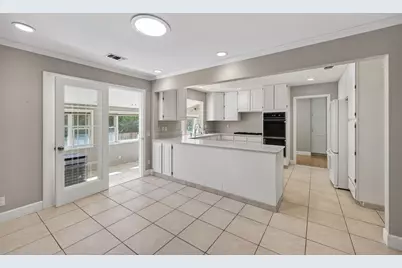 6730 Lakeview Drive, Carmichael, CA 95608 - Photo 8