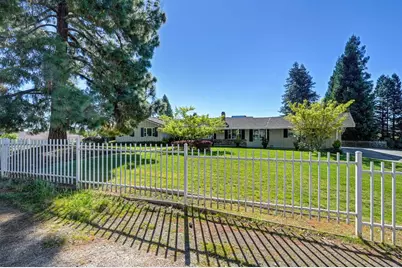 6730 Lakeview Drive, Carmichael, CA 95608 - Photo 14