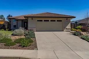 143 Emerald Ln, Jackson, CA 95642 - Photo 2