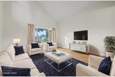 9960 Rio Cosumnes Circle, Elk Grove, CA 95624 - Photo 6