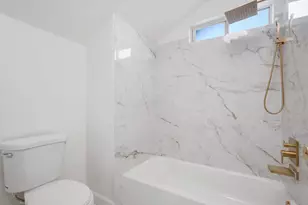 454 Oakwood Dr, Los Banos, CA 93635 - Photo 22