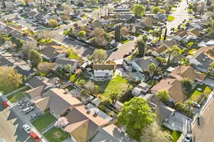 454 Oakwood Dr, Los Banos, CA 93635 - Photo 34