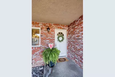 1904 Kendall Avenue, Modesto, CA 95355 - Photo 4