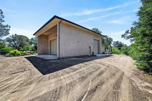 7021 Horseshoe Bar Rd, Loomis, CA 95650 - Photo 38