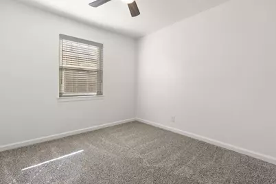 5200 Whittier Drive, Sacramento, CA 95820 - Photo 26