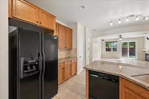 715 Downing Cir, Lincoln, CA 95648 - Photo 12