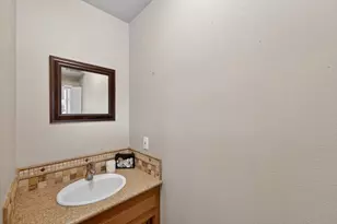 1405 Madrone Way, Woodland, CA 95695 - Photo 24
