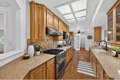 1405 Madrone Way, Woodland, CA 95695 - Photo 18