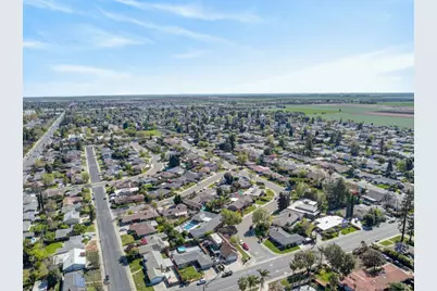 1405 Madrone Way, Woodland, CA 95695 - Photo 54