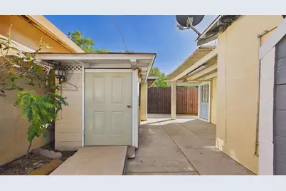 1912 Middelburg Court, Modesto, CA 95356 - Photo 20