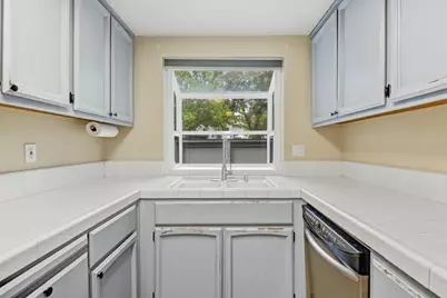 6359 Slippery Creek Lane, Citrus Heights, CA 95621 - Photo 18