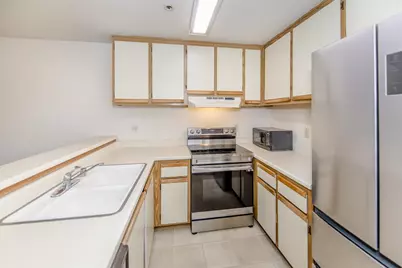 1019 Dornajo Way #244, Sacramento, CA 95825 - Photo 10