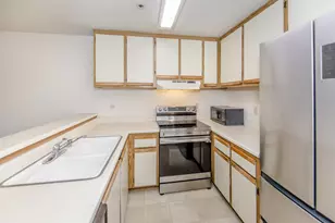 1019 Dornajo Way, Sacramento, CA 95825 - Photo 10