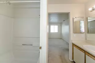 1019 Dornajo Way, Sacramento, CA 95825 - Photo 18