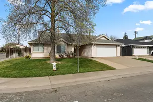 7170 Cloverleaf Way, Citrus Heights, CA 95621 - Photo 2