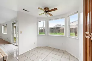 7170 Cloverleaf Way, Citrus Heights, CA 95621 - Photo 10