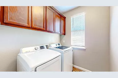 4638 Cherry Blossom Lane, Turlock, CA 95382 - Photo 16