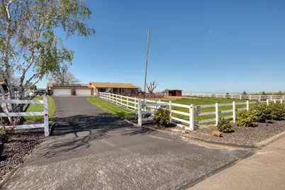 34521 Bernard Road, Tracy, CA 95377 - Photo 2