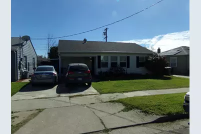 44 W Alpine Avenue, Stockton, CA 95204 - Photo 2