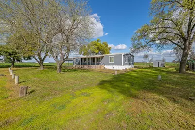 13941 9th Avenue, Hanford, CA 93230 - Photo 2