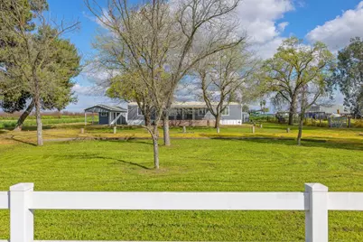 13941 9th Avenue, Hanford, CA 93230 - Photo 4