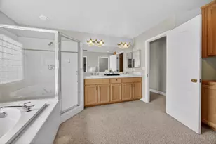 5216 Wyndham Oak Ln, Carmichael, CA 95608 - Photo 36