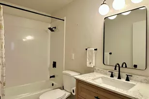 8105 La Riviera Dr, Sacramento, CA 95826 - Photo 28