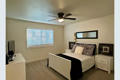 8105 La Riviera Drive, Sacramento, CA 95826 - Photo 26