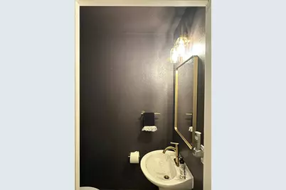 8105 La Riviera Drive, Sacramento, CA 95826 - Photo 24