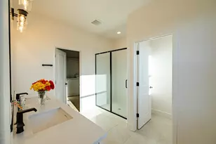 8486 Gurmit Ct, Elk Grove, CA 95624 - Photo 18