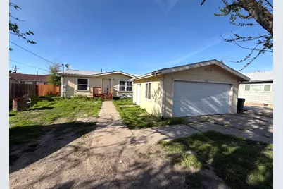 490 D, Biggs, CA 95917 - Photo 1