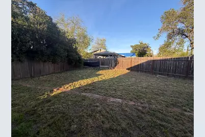 5930 Saddleback Way, Sacramento, CA 95823 - Photo 10