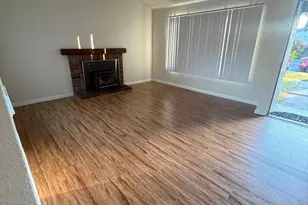 5930 Saddleback Way, Sacramento, CA 95823 - Photo 2