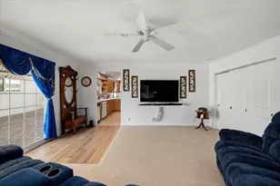 8332 Holly Dr, Citrus Heights, CA 95610 - Photo 22