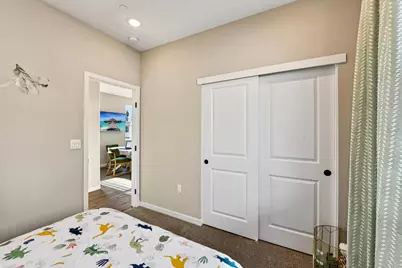 6401 Ventris Walk, Sacramento, CA 95823 - Photo 24