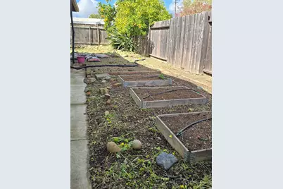 2469 Fernandez Drive, Sacramento, CA 95822 - Photo 8