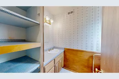 8904 Talisman Drive, Sacramento, CA 95826 - Photo 34