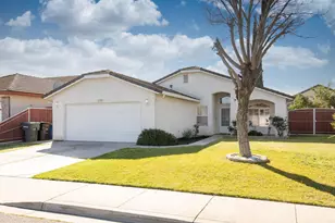 2300 Park E Dr, Modesto, CA 95351 - Photo 2
